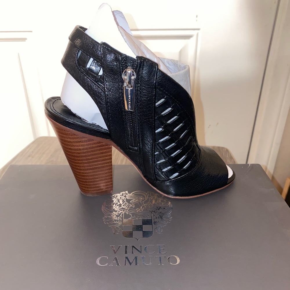 Vince camuto booties
